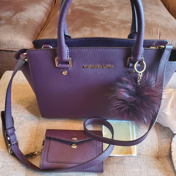 SOLD - Picture 1 of 12